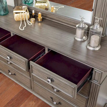 Vame Traditional 2-piece 9-Drawer Dresser and Mirror Set by Furniture of America