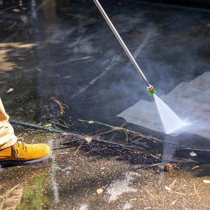 Petrol-powered cold water pressure washer with 420 cm3 engine, 4400 PSI (286 bar), 4.0 GPM (15.1 l/min).
